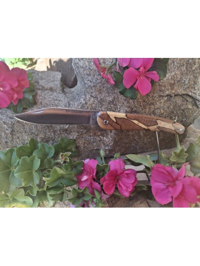 Couteau Alsacien Dr Elsasser (le Massu) pliant en hêtre echauffé stabilisé, guilloché dessus et dessous 10cm